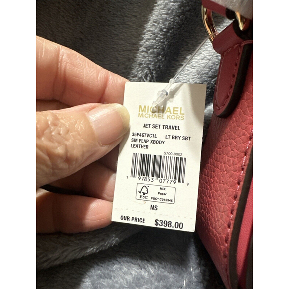 Michael Kors Jet Set Travel New NWT Pebbled Leather Berry Sorbet Crossbody $398 - Picture 6 of 12